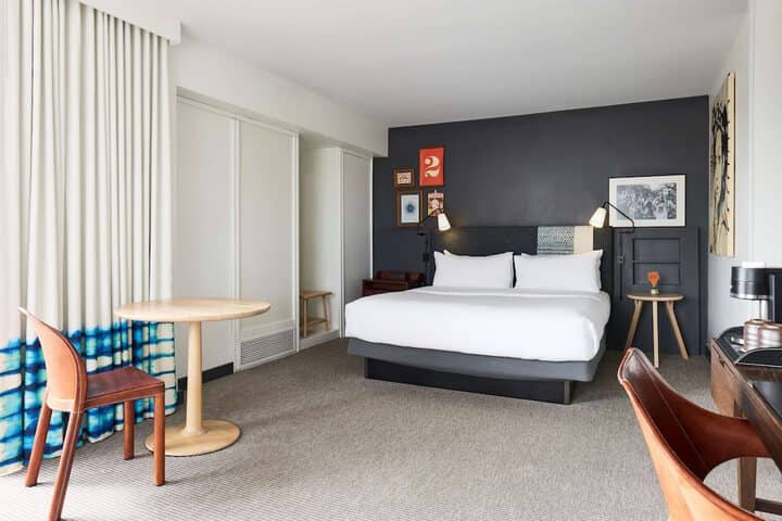 Room 12 of 70